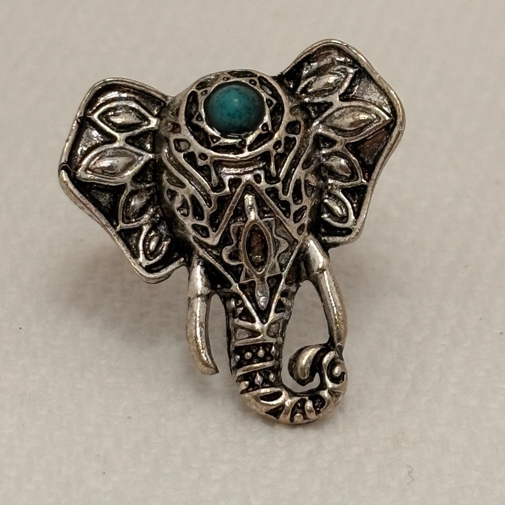 Intricate Silver Elephant Ring with Turquoise Stone